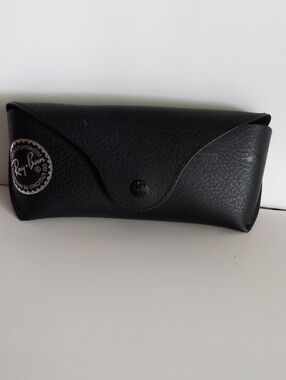 Ray-Ban Black Leatherette Sunglasses Case